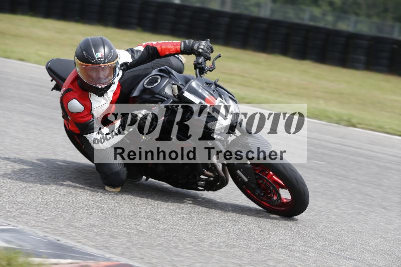 /25 10.06.2025 MaxRacing ADR/Gruppe rot/12